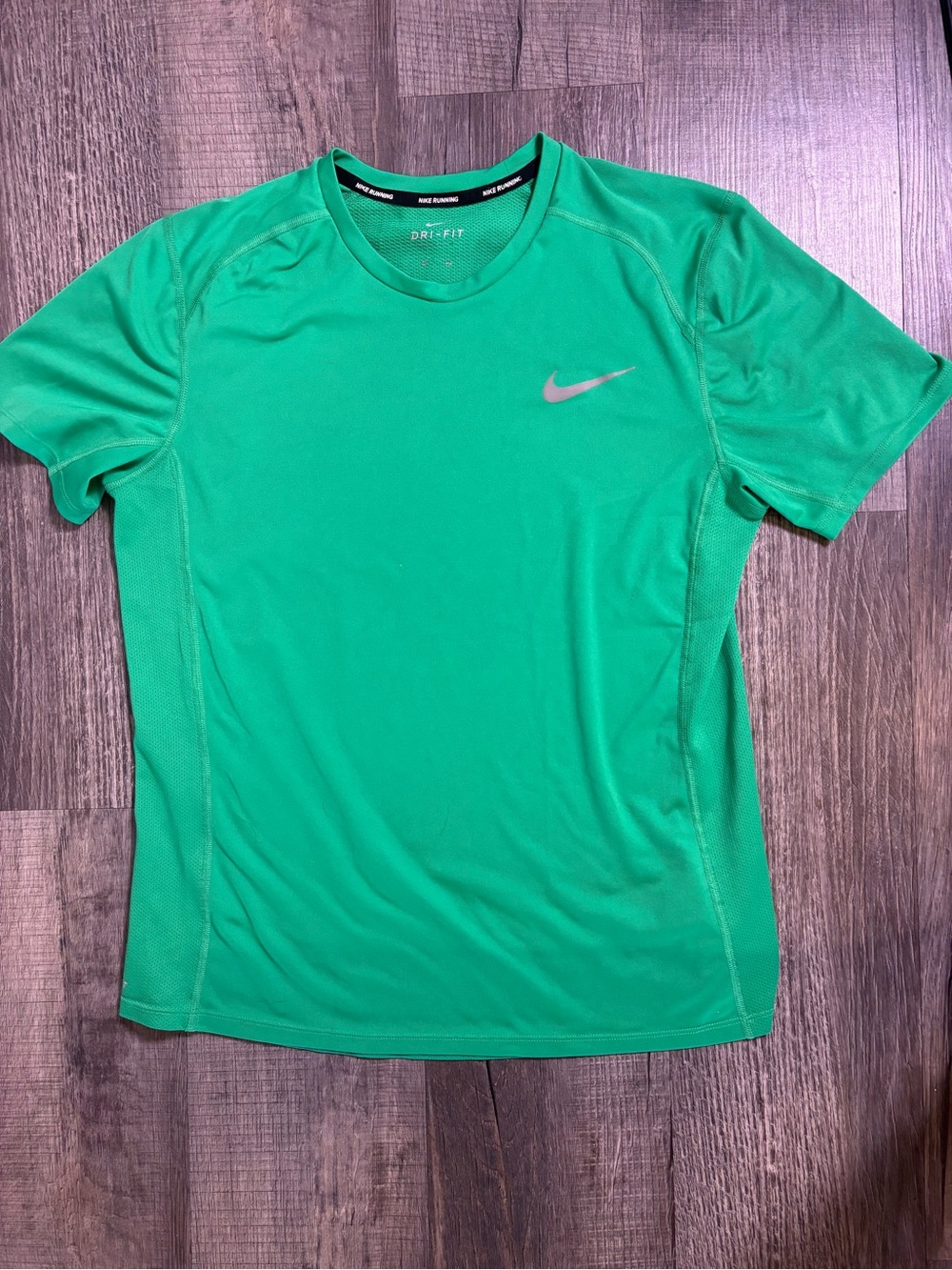 Nike Dri-FIT Emerald Green Running Top Women’s Large Mesh Vent Athletic Tee